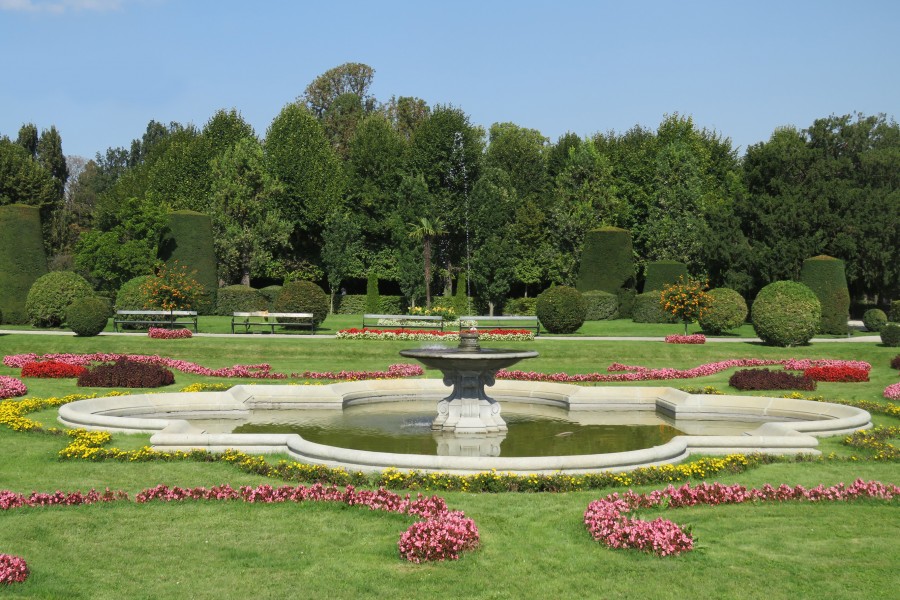 garden at Schonbrunn